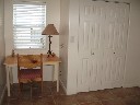 guestbr_office01.jpg